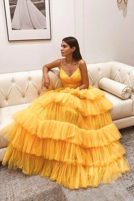 Robe de bal jaune en tulle à plusieurs couches avec corsage froncé gh2343
