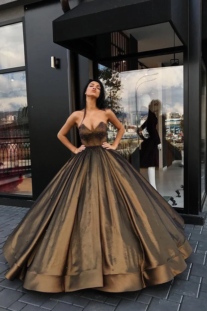 Ballkleid-Schatz-braune lange trägerlose Perlen ärmellose Quinceanera-Kleider gh2223