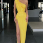 Amazing Yellow One Shoulder Sequins evening Dress Mermaid With Slit  gh2002