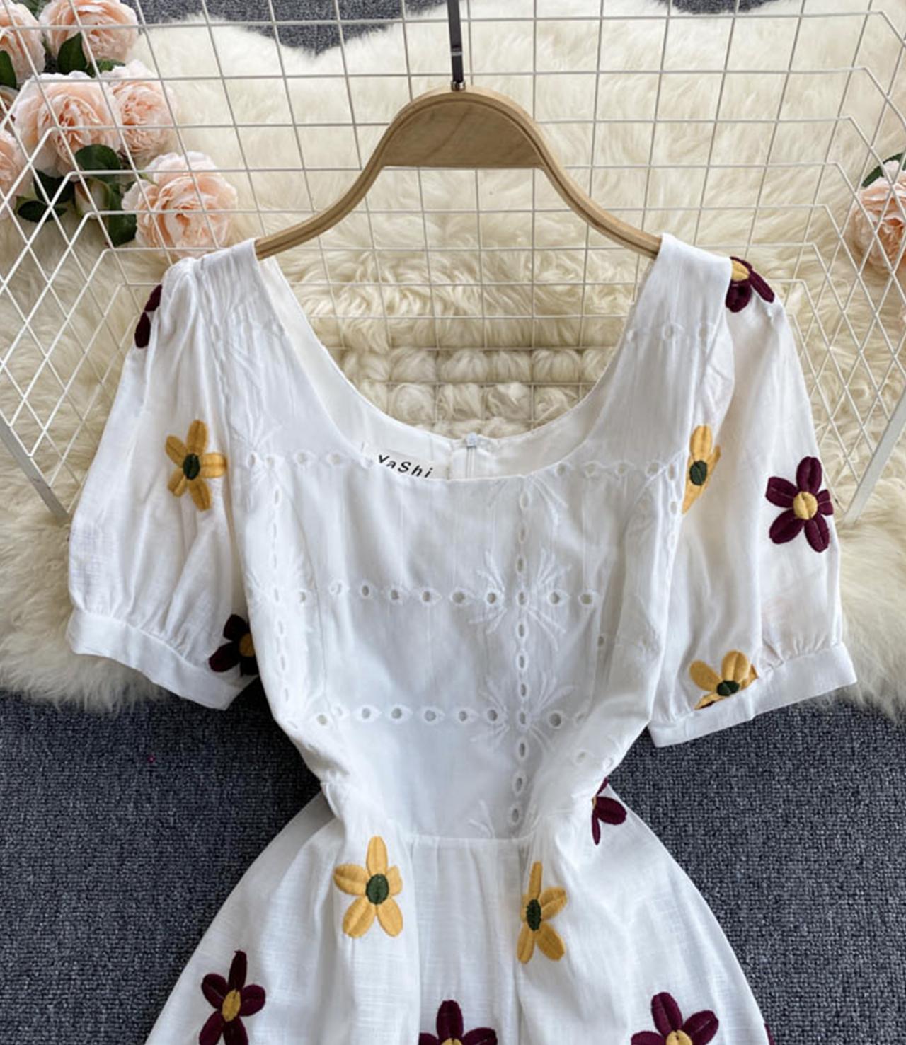 Sweet lace flower dress  673