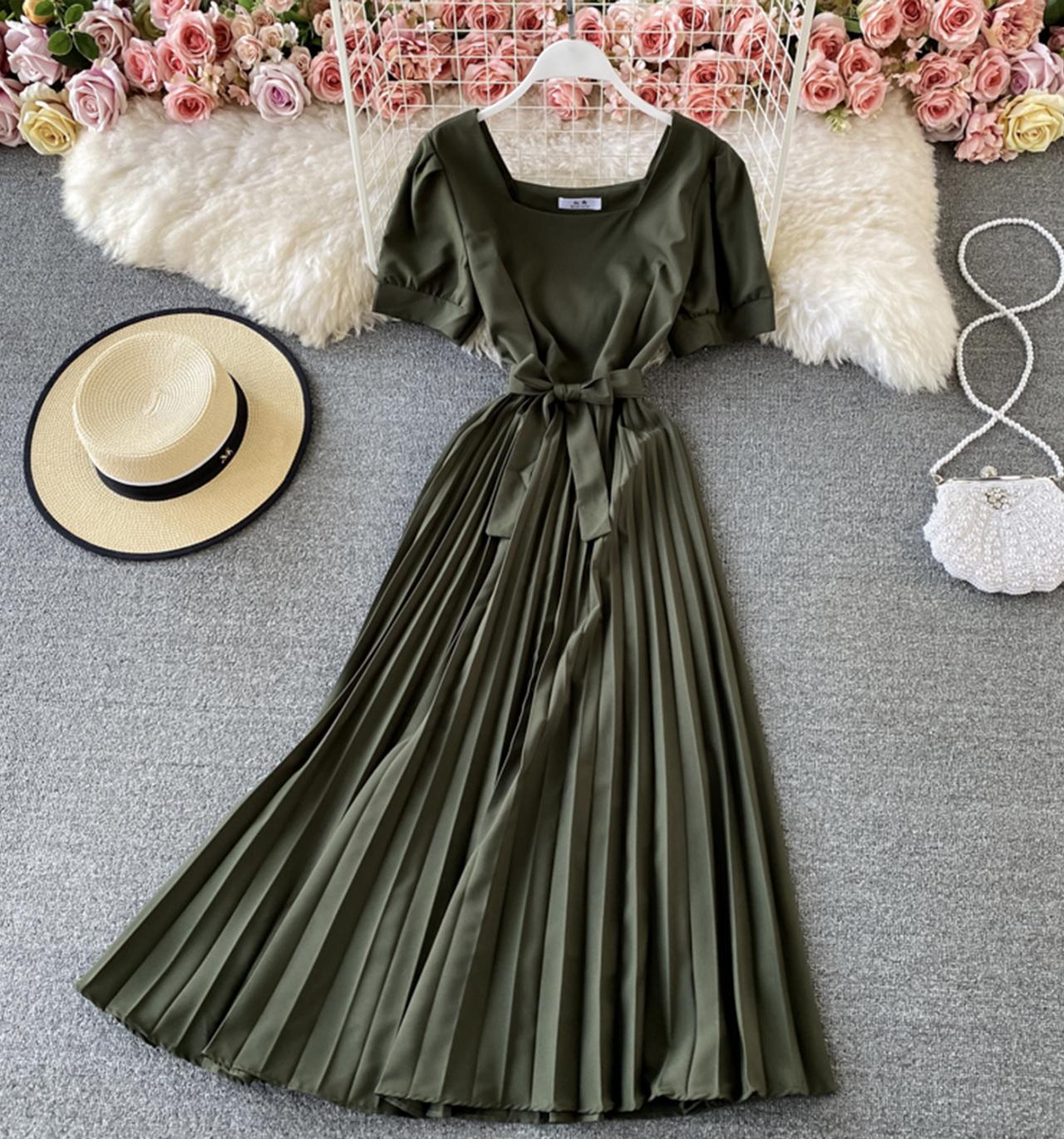 Süßes kurzes Kleid in A-Linie, einfaches Kleid 674