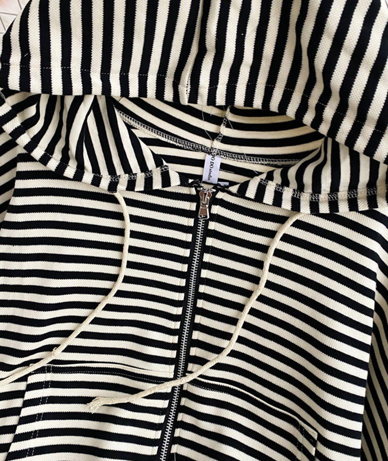 Simple striped hoodie  238
