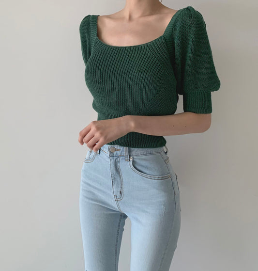 Süßes gestricktes Schnürtop 310