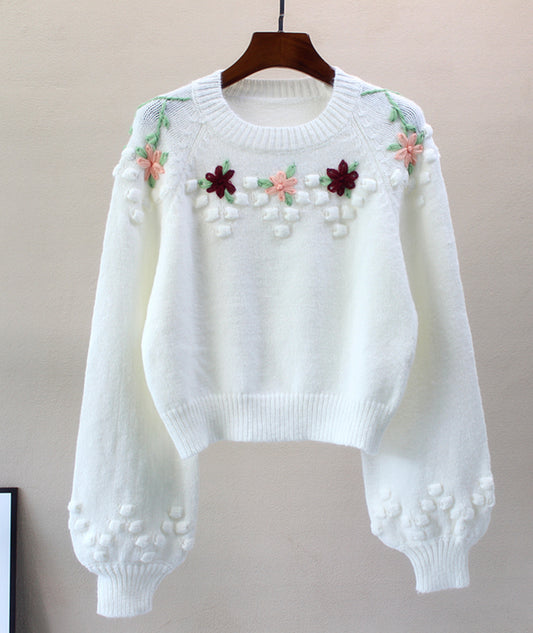 Sweet white flowers long sleeve sweater  081