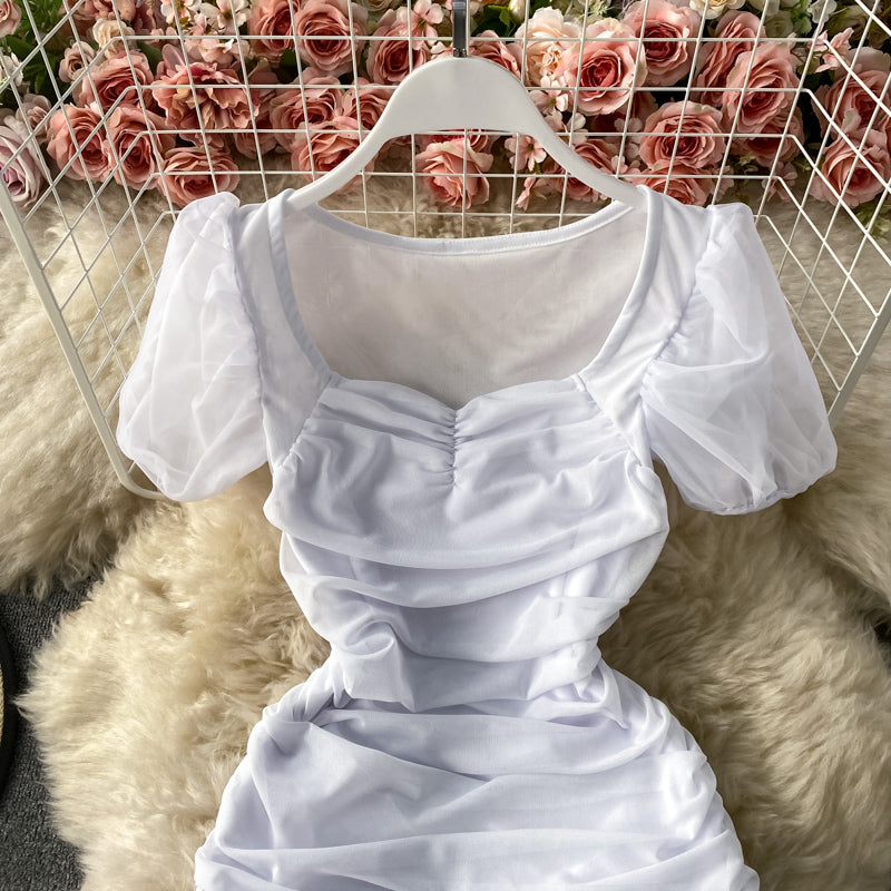 Robe plissée en maille à manches bouffantes et col carré français 2787