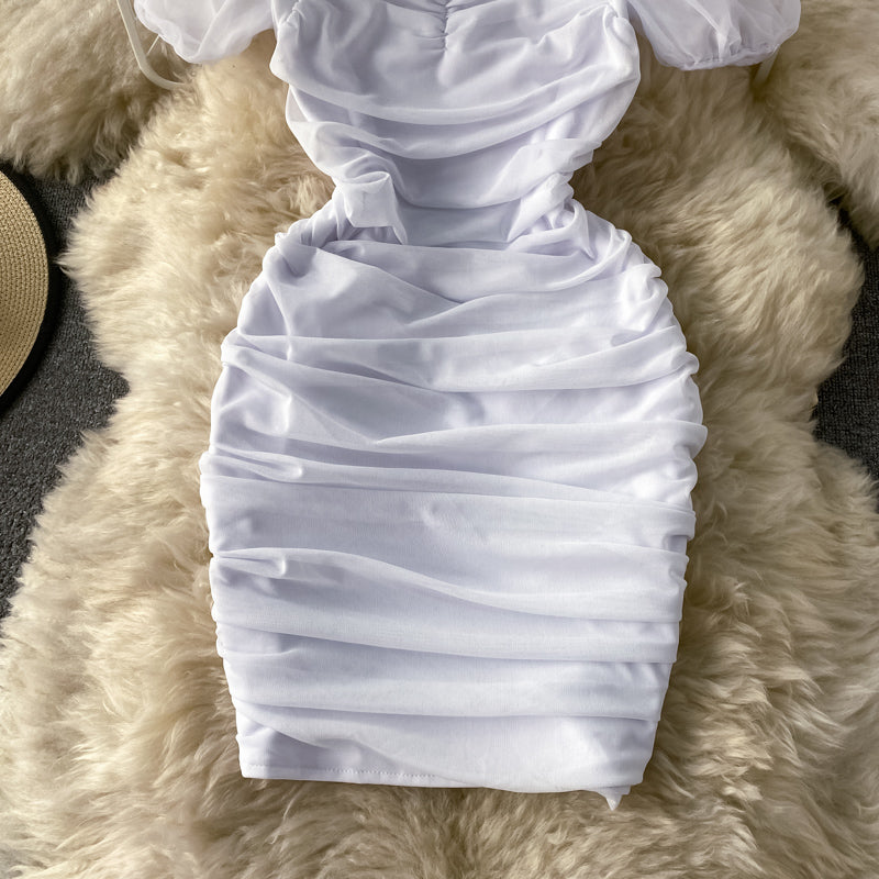 Robe plissée en maille à manches bouffantes et col carré français 2787