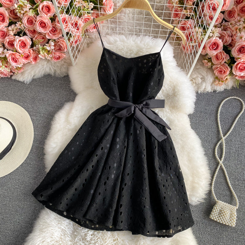 Jolie petite jupe à bretelles fraîche taille haute dos nu en dentelle 2893