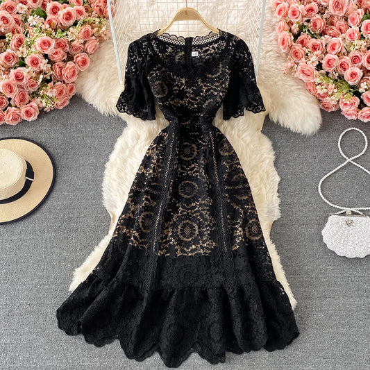 Crew neck water-soluble hollow out Lace Waist slim dress  3212
