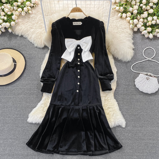 Temperament velvet fishtail buttock dress  3270