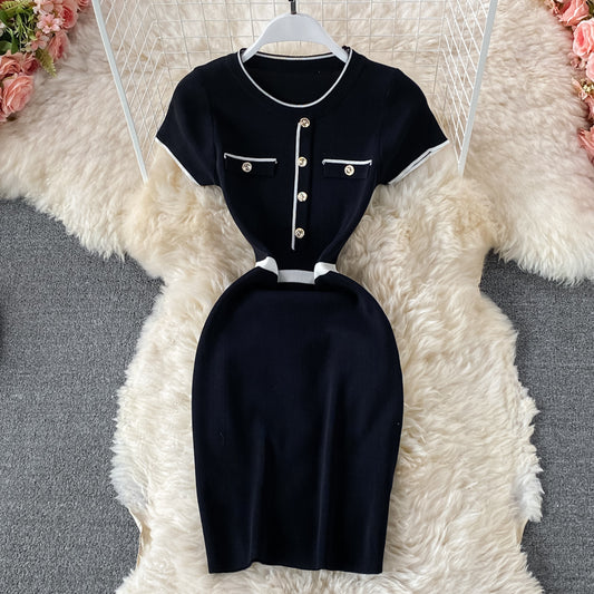 Robe cache-cœur en tricot à col rond et coupe slim 2975