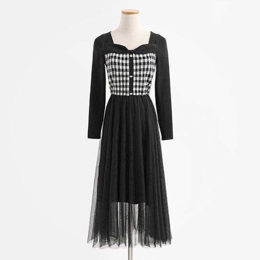 Kleines, duftendes Kleid aus genähtem Mesh für Damen 2338