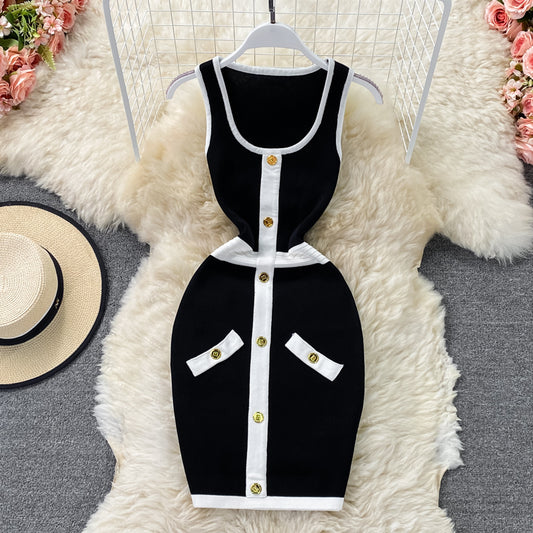 Robe cache-cœur en tricot à taille fine et col en U 2783