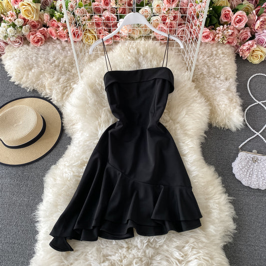 Robe à bretelles fine à volants irréguliers 2839