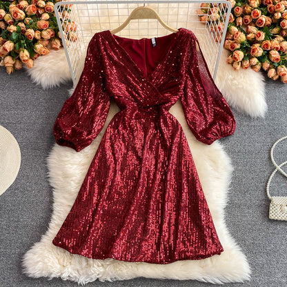 Robe courte à paillettes de luxe haut de gamme à col en V 3068