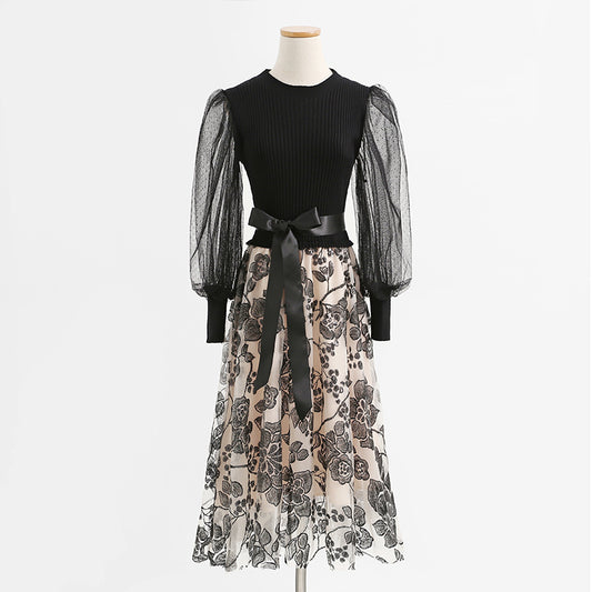 Nouvelle robe de style Hepburn à manches longues en maille brodée cousue 2442