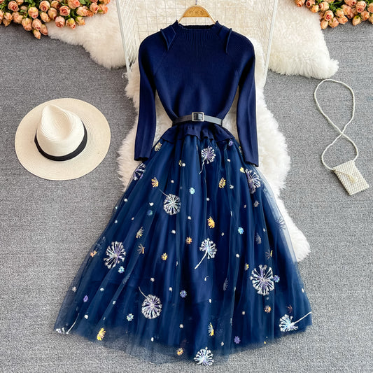 Robe en tricot à col montant et bas de tempérament de célébrité 2870