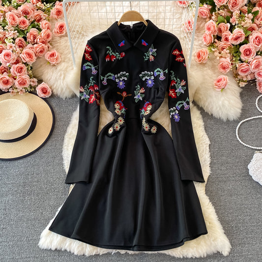 Robe brodée à revers haut de gamme au tempérament de célébrité 2916