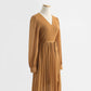 Kleid mit V-Ausschnitt, langen Ärmeln, knielangem Rock, plissiertem Patchwork-Teepausenrock 2140