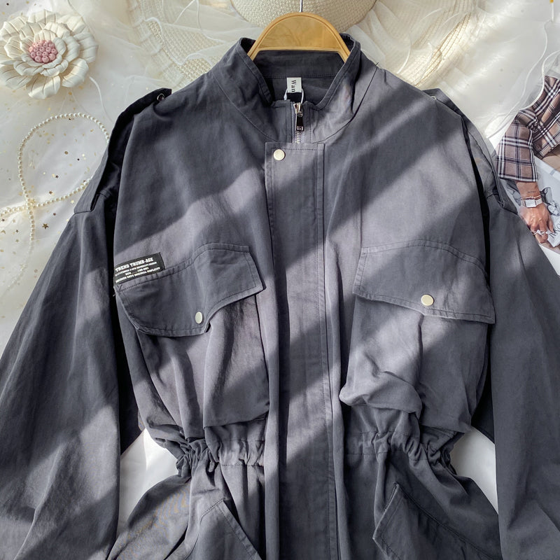 Kleine Windjacke für Damen mit Kordelzug in der Taille, lange Arbeitskleidung, Freizeitmantel 1684