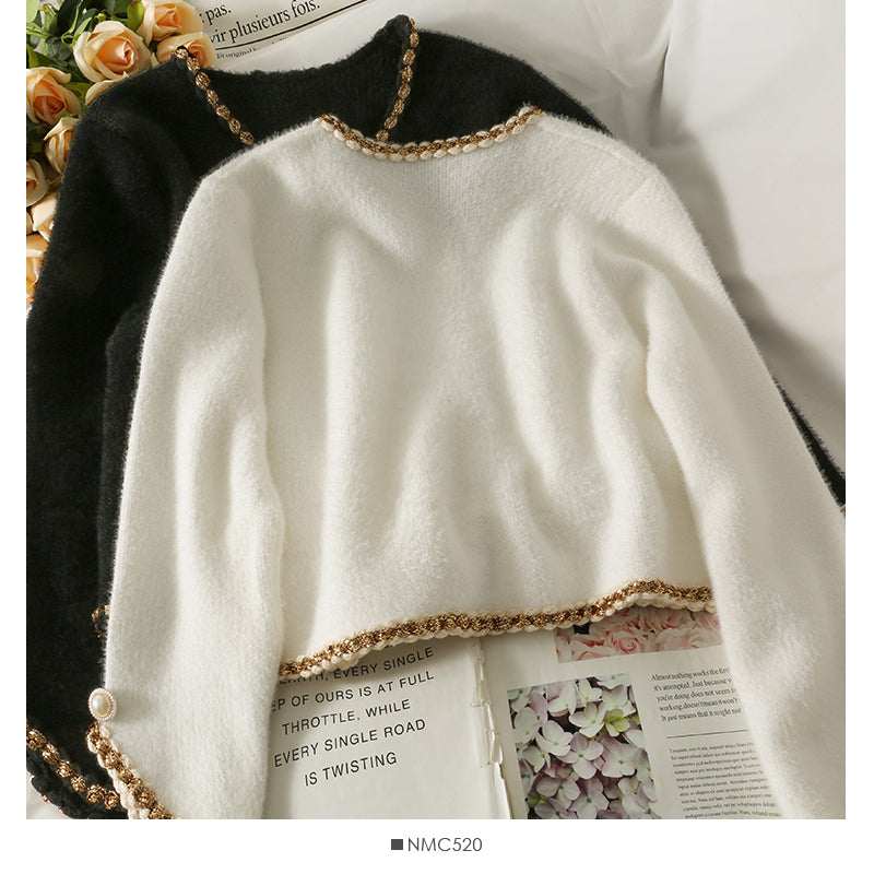 Korean version bright silk bonded pearl single breasted long sleeved sweater  1859