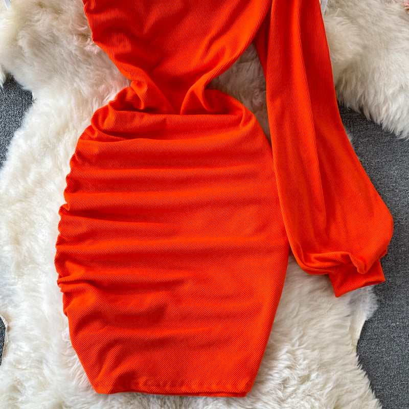 Robe sexy à col diagonal et épaules dénudées unilatérale 2738