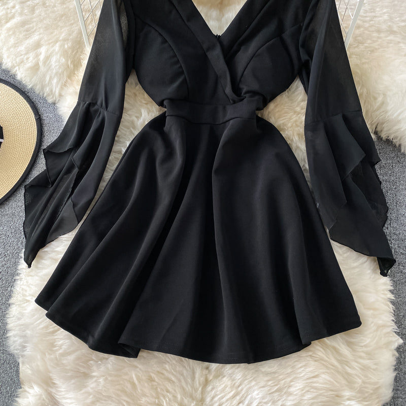 Robe sexy décolletée à décolleté profond en V 3428