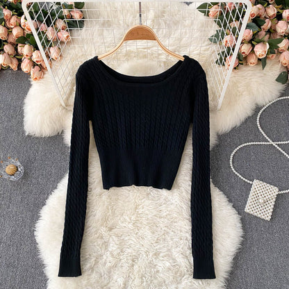 Long sleeved slim fit knit sweater  1599