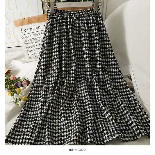 Hong Kong Vintage Plaid high waist medium length skirt with large hem  2568