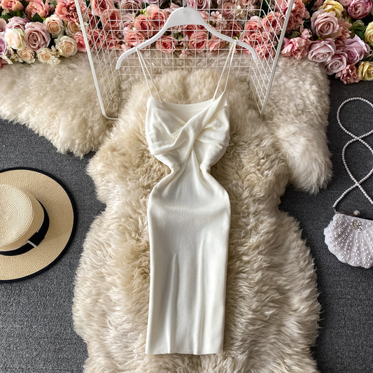 Jupe portefeuille courte plissée à bretelles 2882