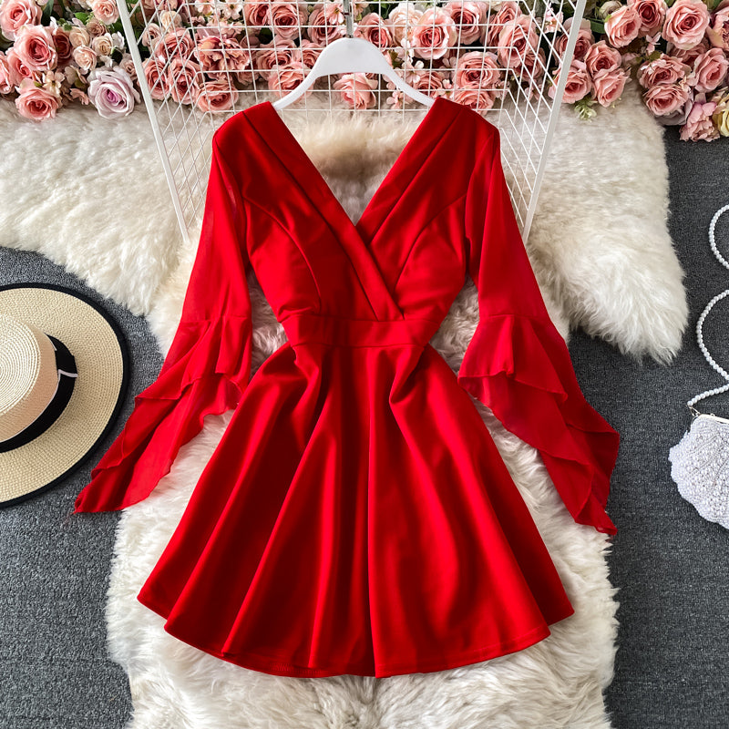 Robe sexy décolletée à décolleté profond en V 3428