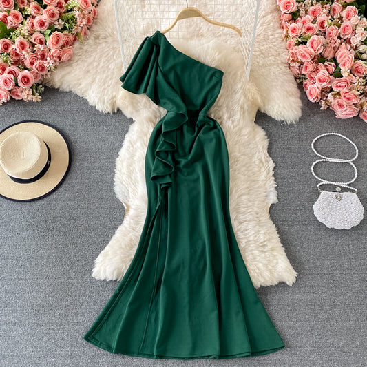 Robe sexy à volants et décolleté en diagonale dos nu 2974