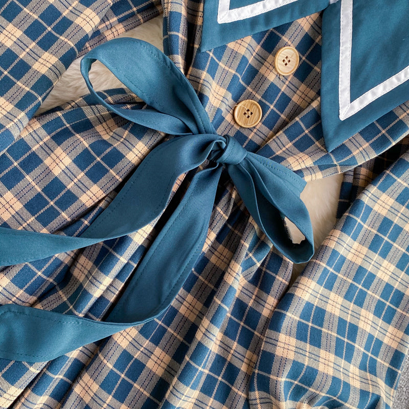 Sanfter Wind Babykragen Kariertes Kleid 3367