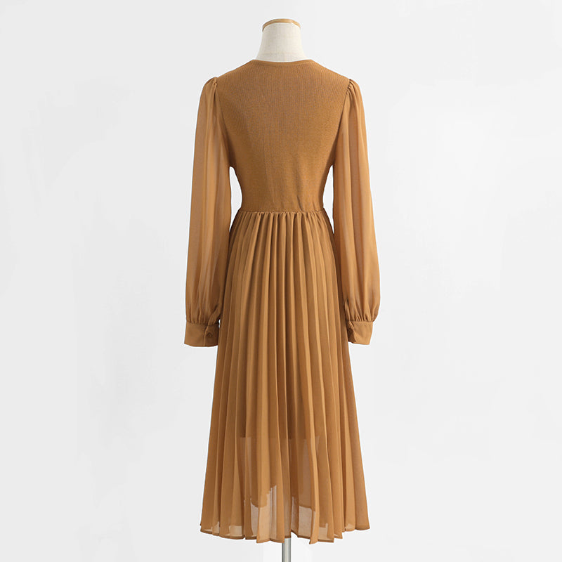 Kleid mit V-Ausschnitt, langen Ärmeln, knielangem Rock, plissiertem Patchwork-Teepausenrock 2140