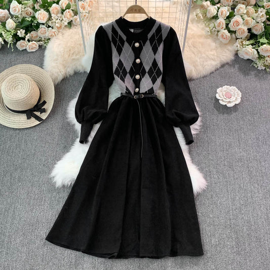 Robe en maille piquée en velours côtelé à col rond 3021