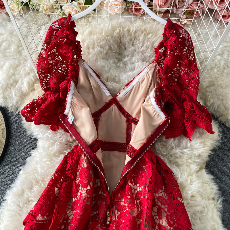 Slim lace cut-out cake dress  3430