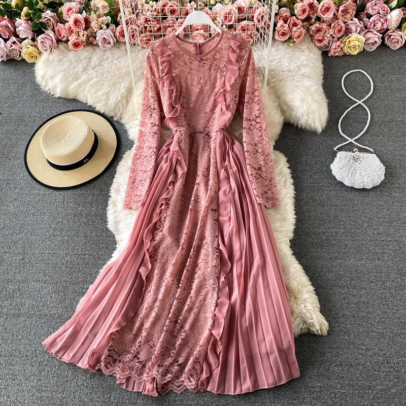 Hollow lace stitched pleated long skirt  3303