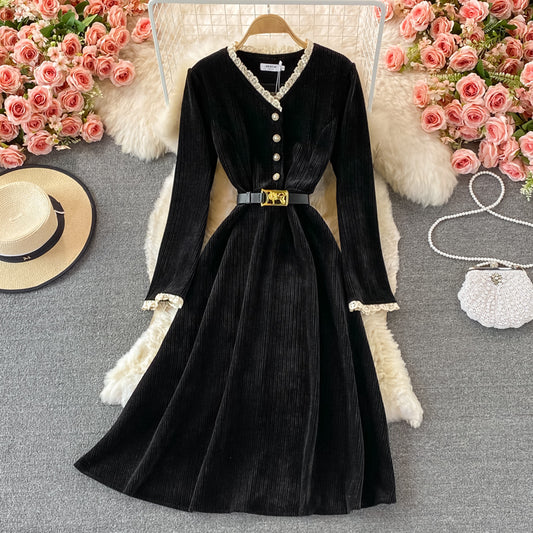 Spitzengenähte Blasenärmel mit großer Taille und langem Rock 3009