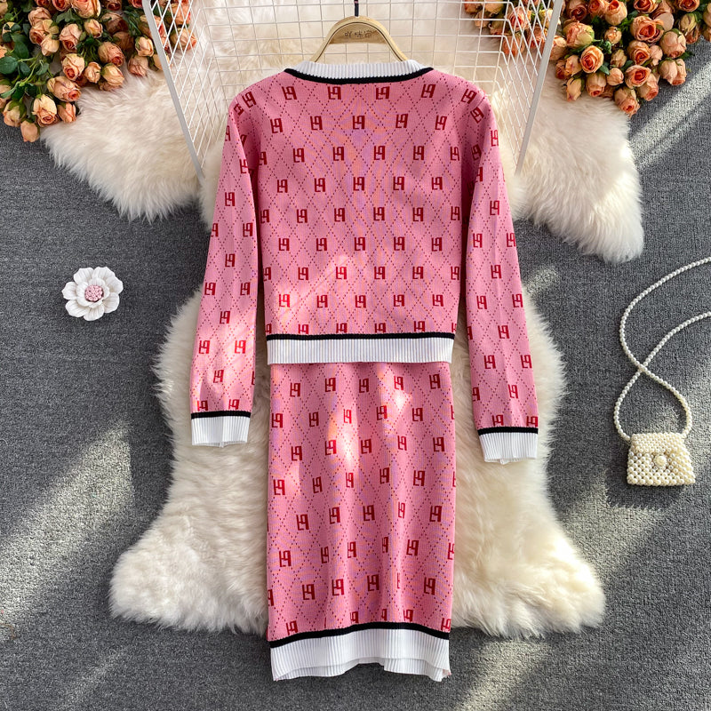 Knitted cardigan two piece V-neck suspender dress  3260