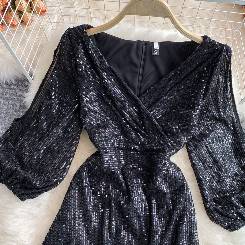 Robe courte à paillettes de luxe haut de gamme à col en V 3068