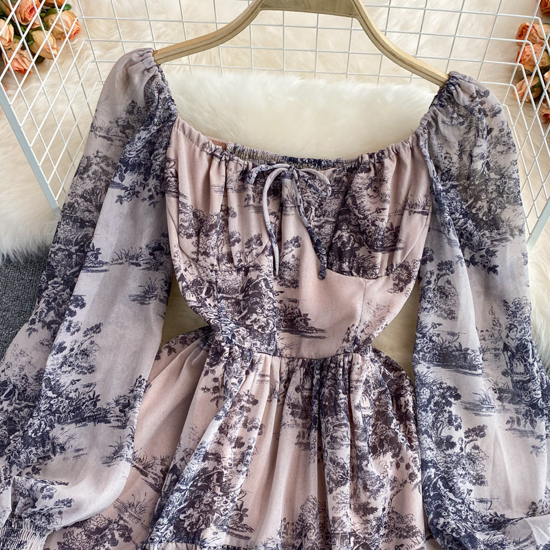 Robe à encolure carrée avec peinture à l'encre rétro 3000