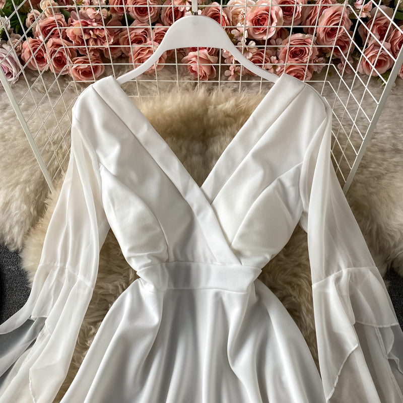 Robe sexy décolletée à décolleté profond en V 3428