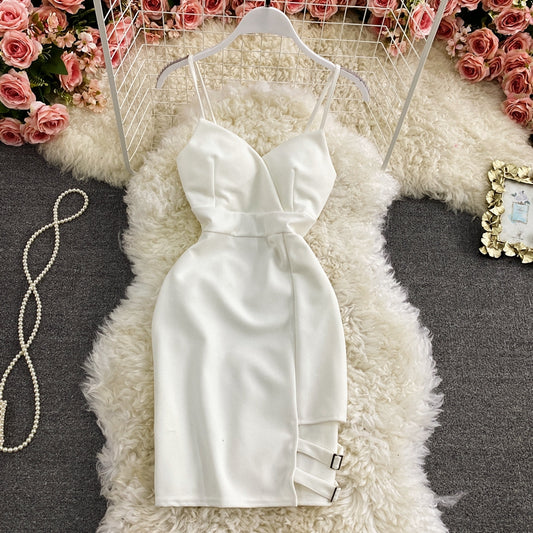 Nouvelle petite robe à bretelles décolletée 2936