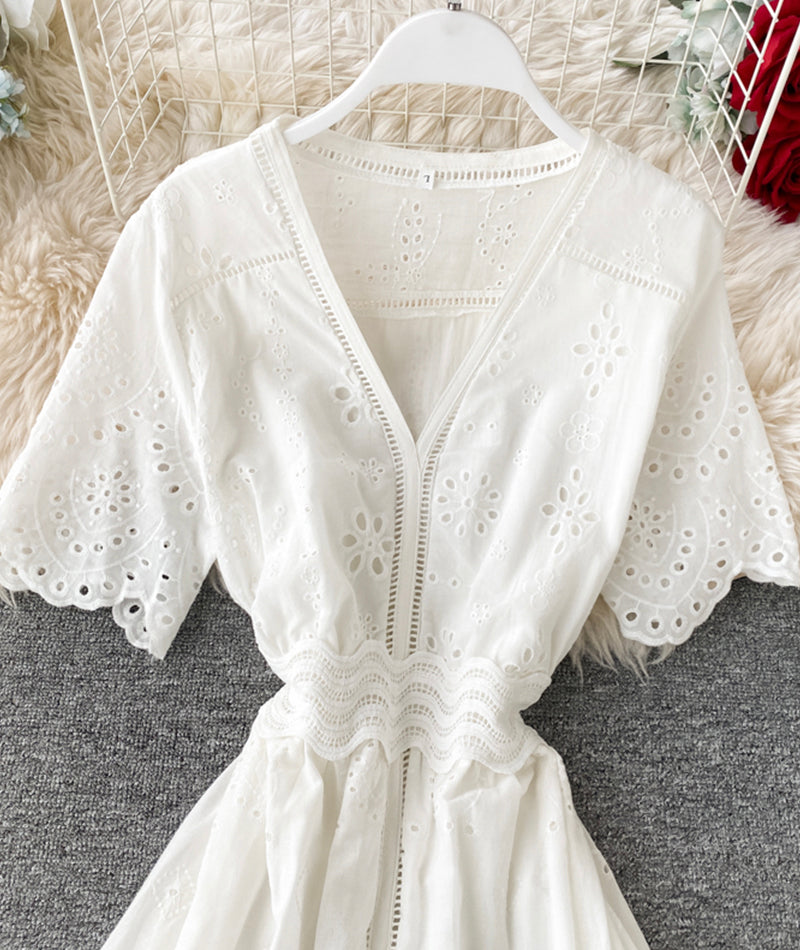 White v neck short sleeve dress fashion dress  1074