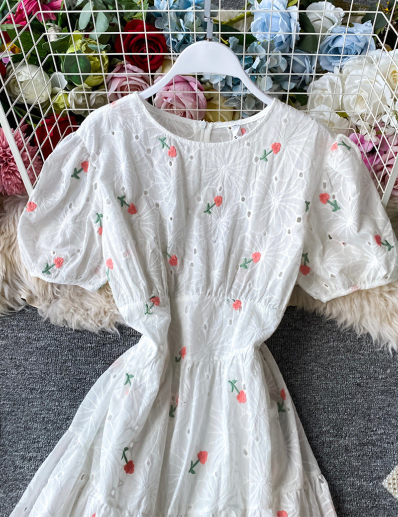 Cute loose white embroidery dress  1044