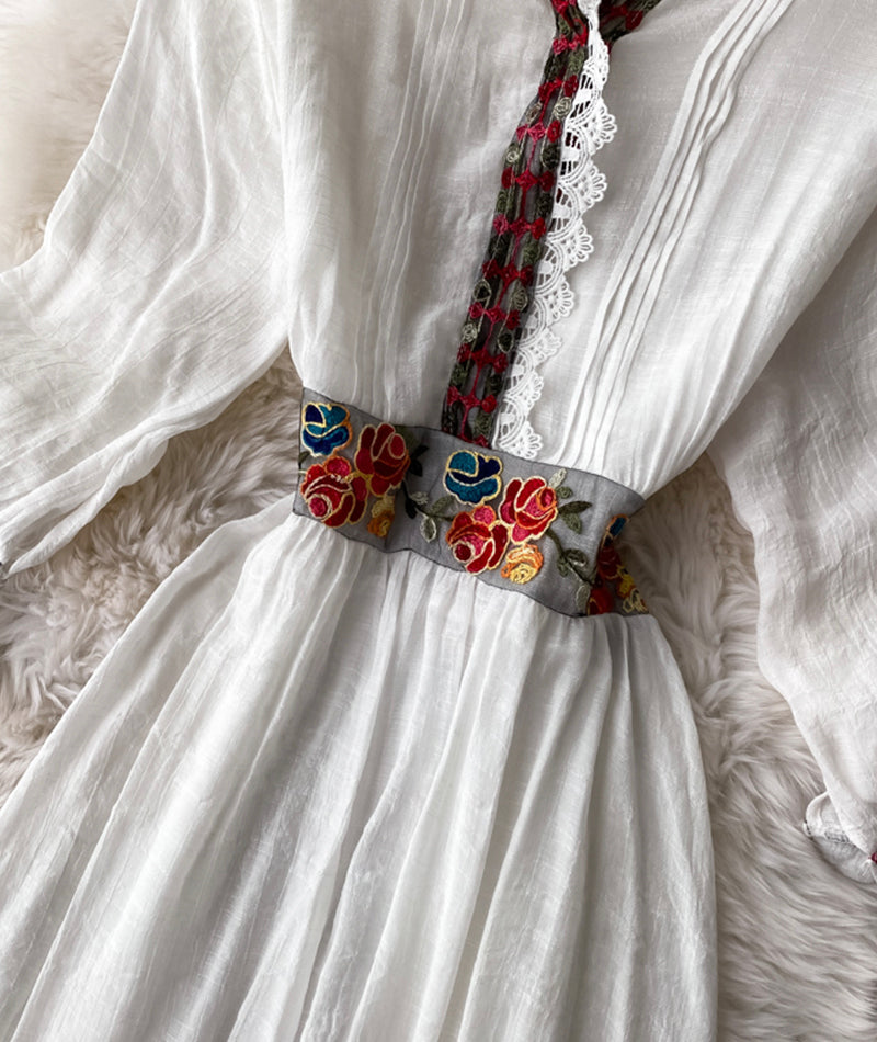 A line v neck lace long sleeve dress  995