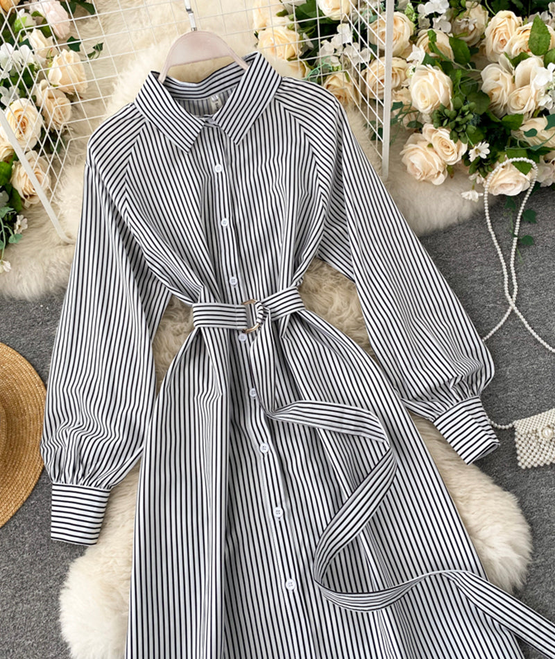 Simple black and white striped long sleeve dress  954