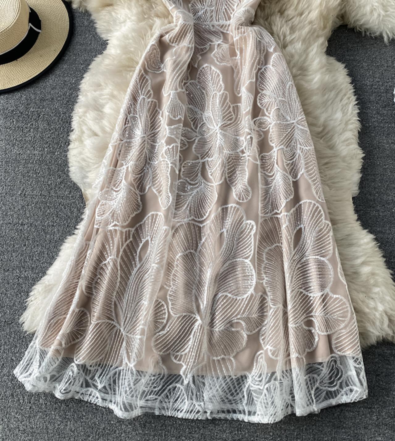 Niedliches langes A-Linien-Kleid aus Spitze, Modekleid 802