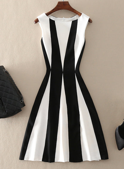 Stylish A line black white striped slim dress  1211