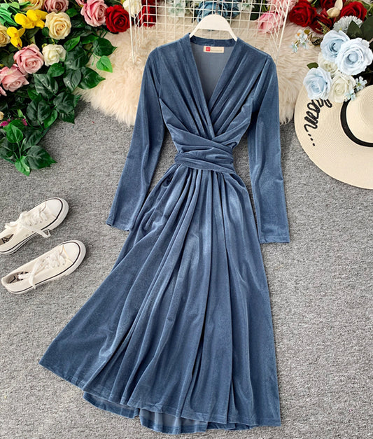 Elegant v neck velvet dress long sleeve dress  914