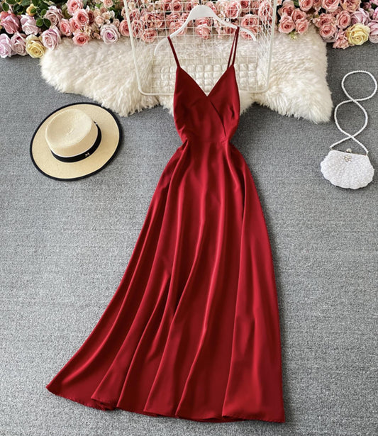 Robe simple à col en V et coupe trapèze 764